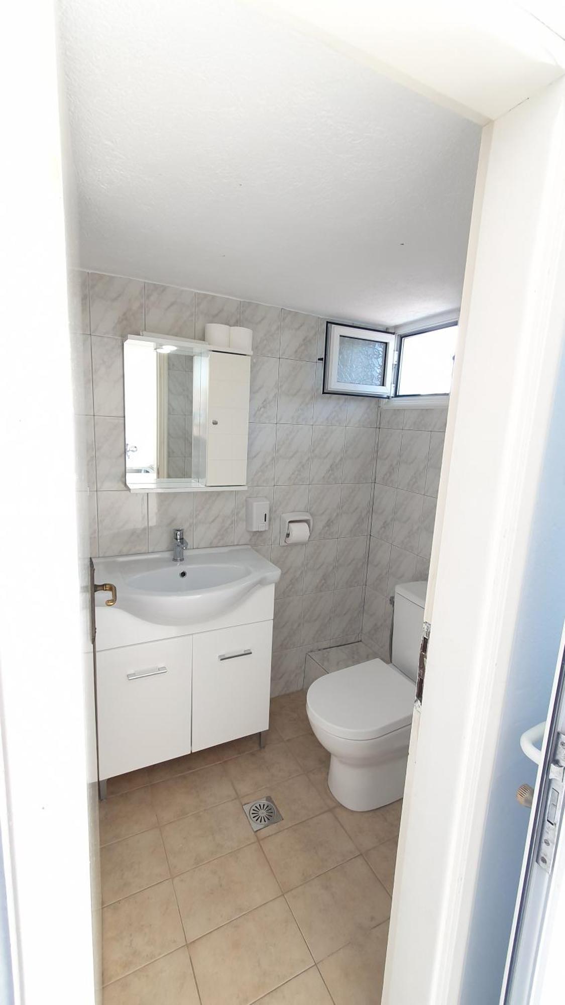 Nikos Sea View Apartment