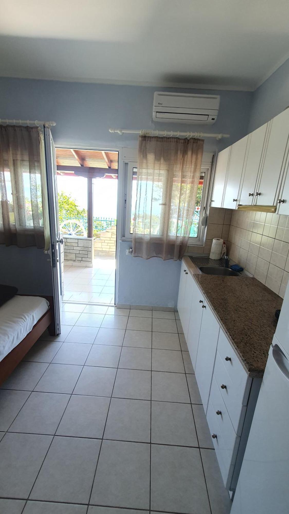Apartment Nikos Sea View *